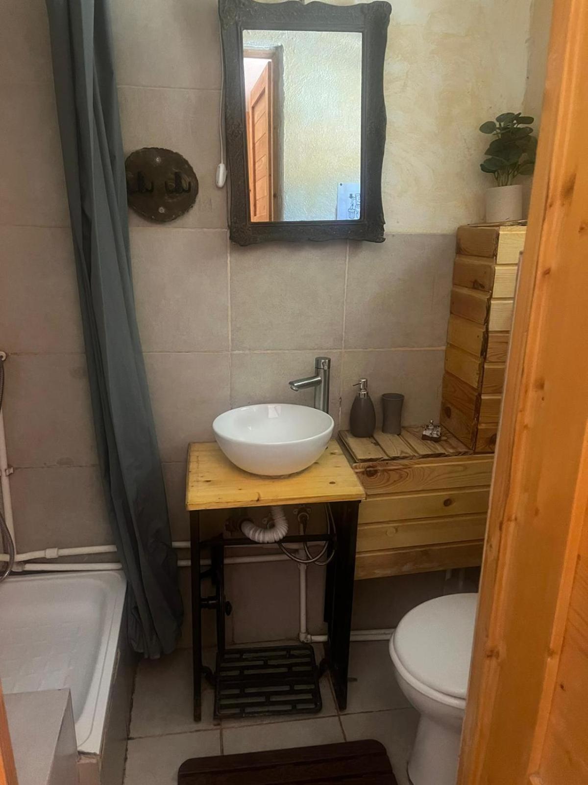 Casa de Oaspeti Dunarea la Cazane Dubova Esterno foto